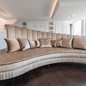 Luxury Suites Down Town